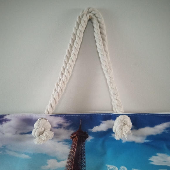 🗼👜 Paris Eiffel Tower Bag 👜🗼| Tote, Beach 🏖️ or Shopping 🛍️ Bag - Picture 4 of 7